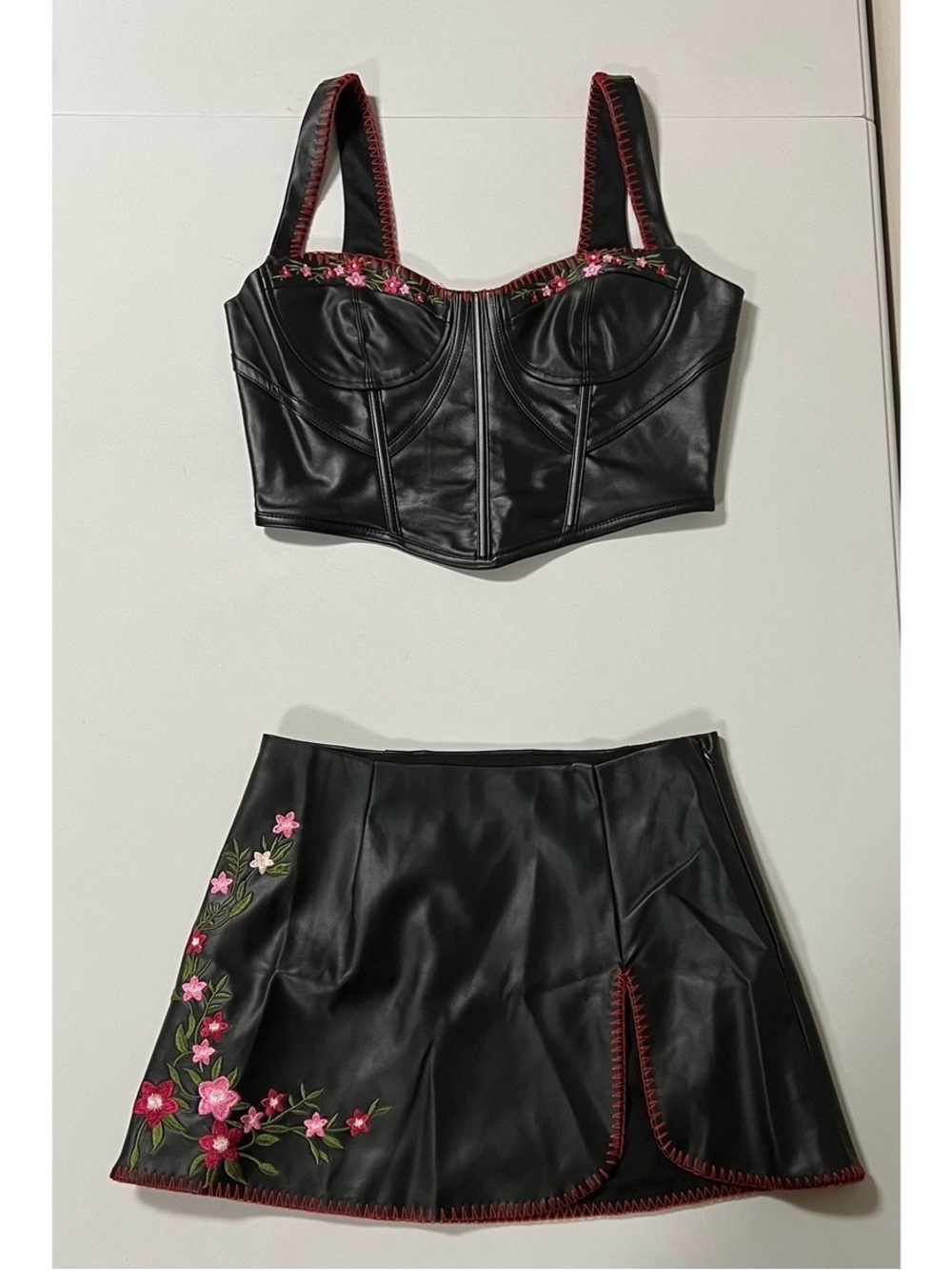 Black Floral Embroidered Leather Skirt & Crop Top Matching Set Coords Size S 🌸✨